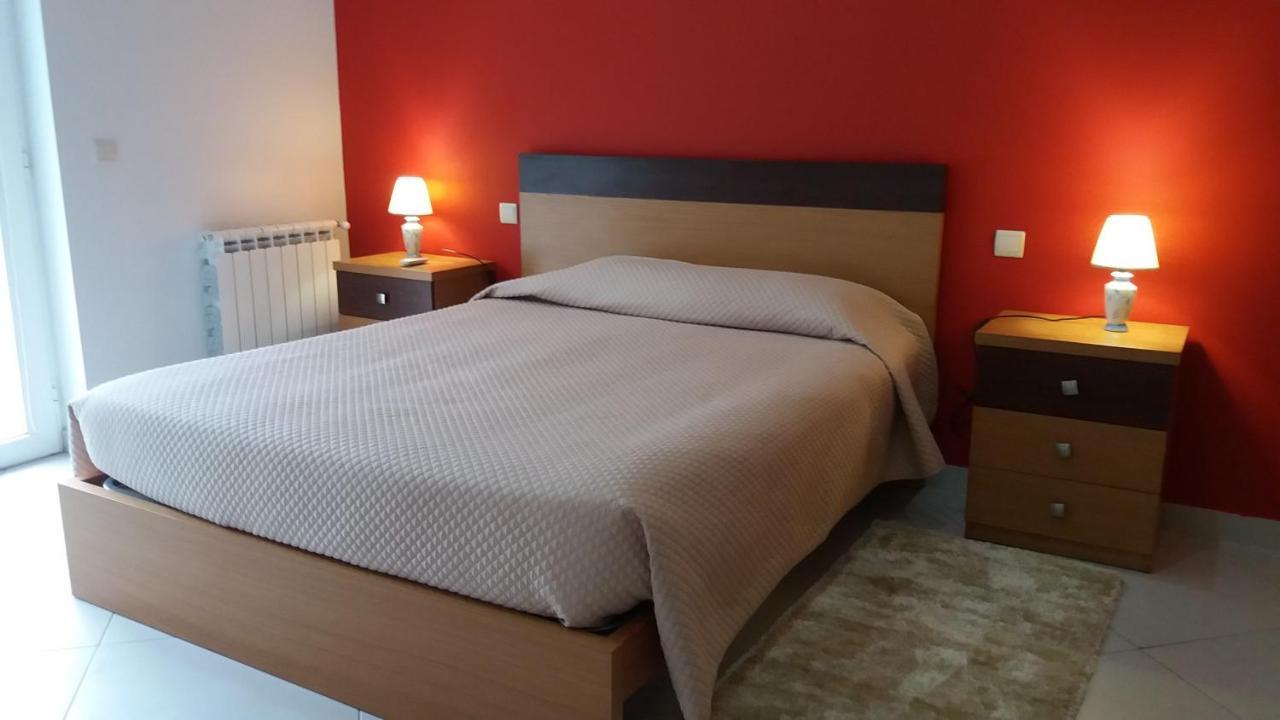 Funileiro, Apartamentos E Quartos Amares Exterior foto
