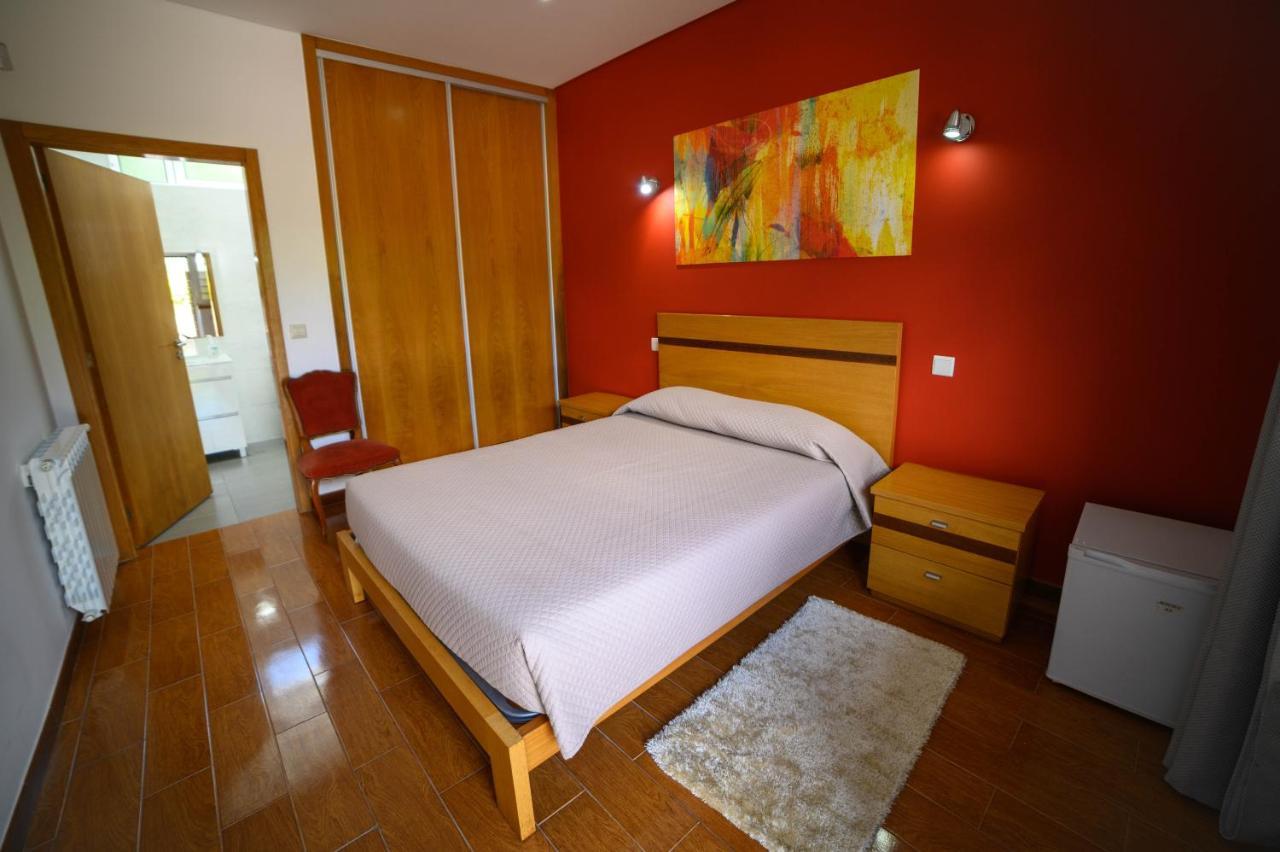 Funileiro, Apartamentos E Quartos Amares Exterior foto