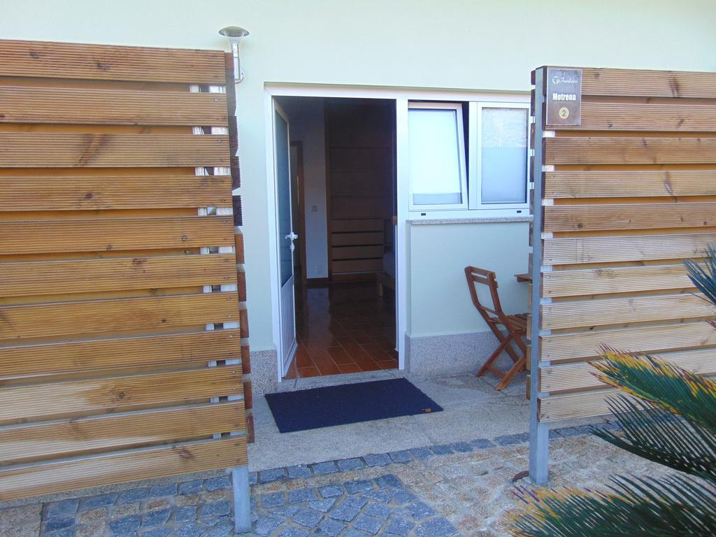 Funileiro, Apartamentos E Quartos Amares Exterior foto