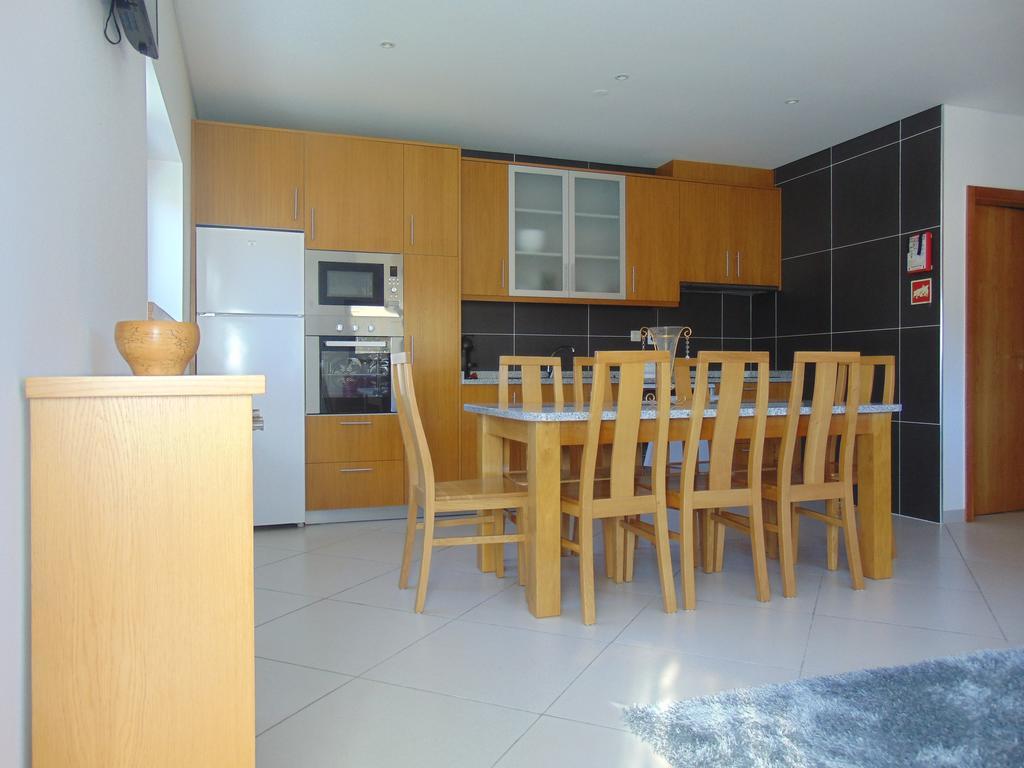 Funileiro, Apartamentos E Quartos Amares Exterior foto