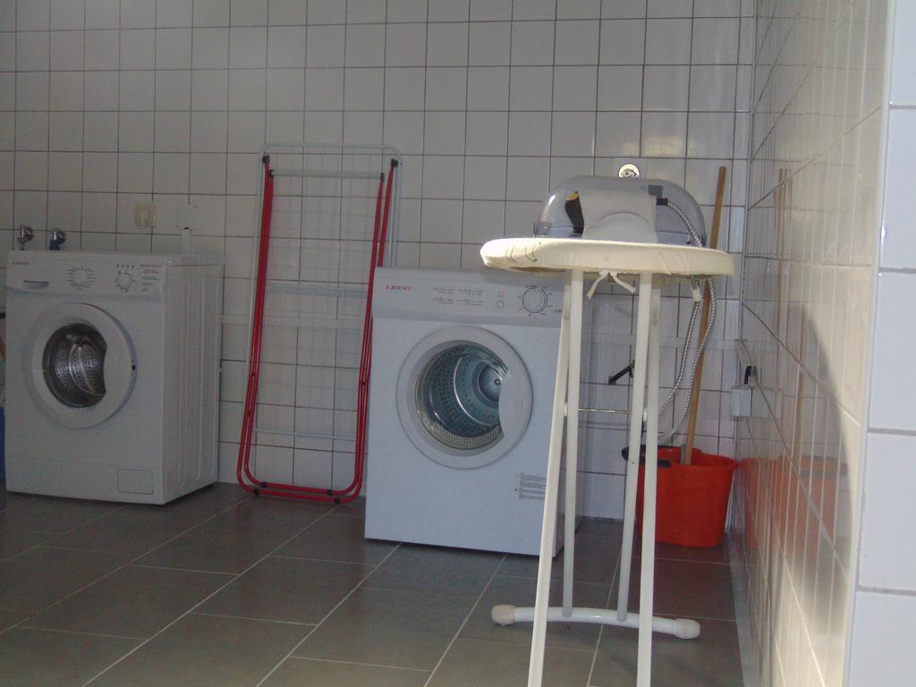 Funileiro, Apartamentos E Quartos Amares Exterior foto